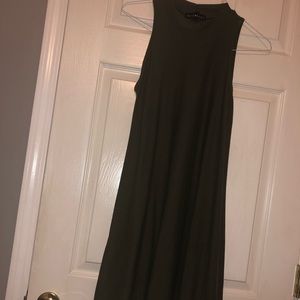 green dress